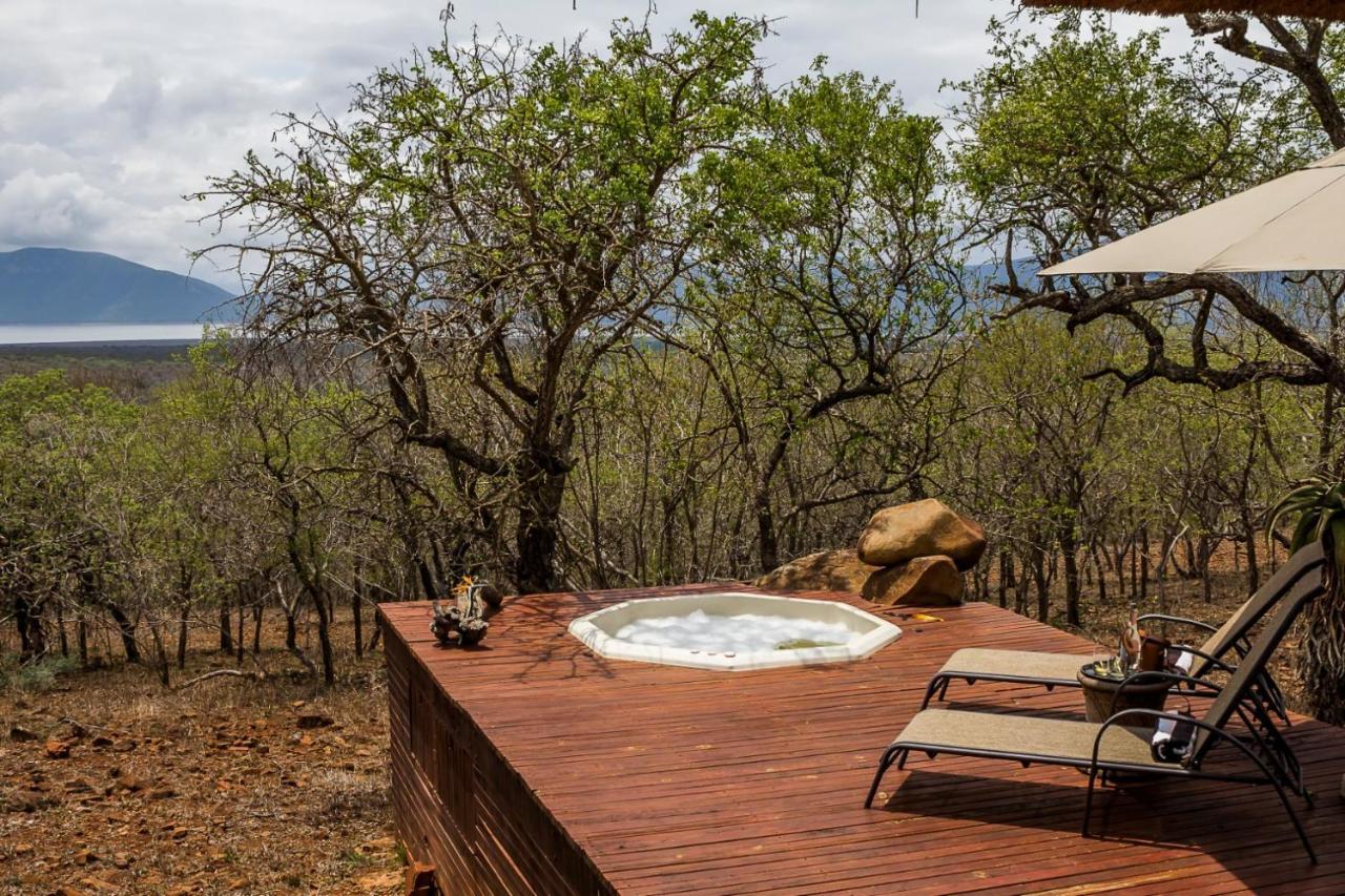 Mpeti Lodge Mkuze Exterior photo